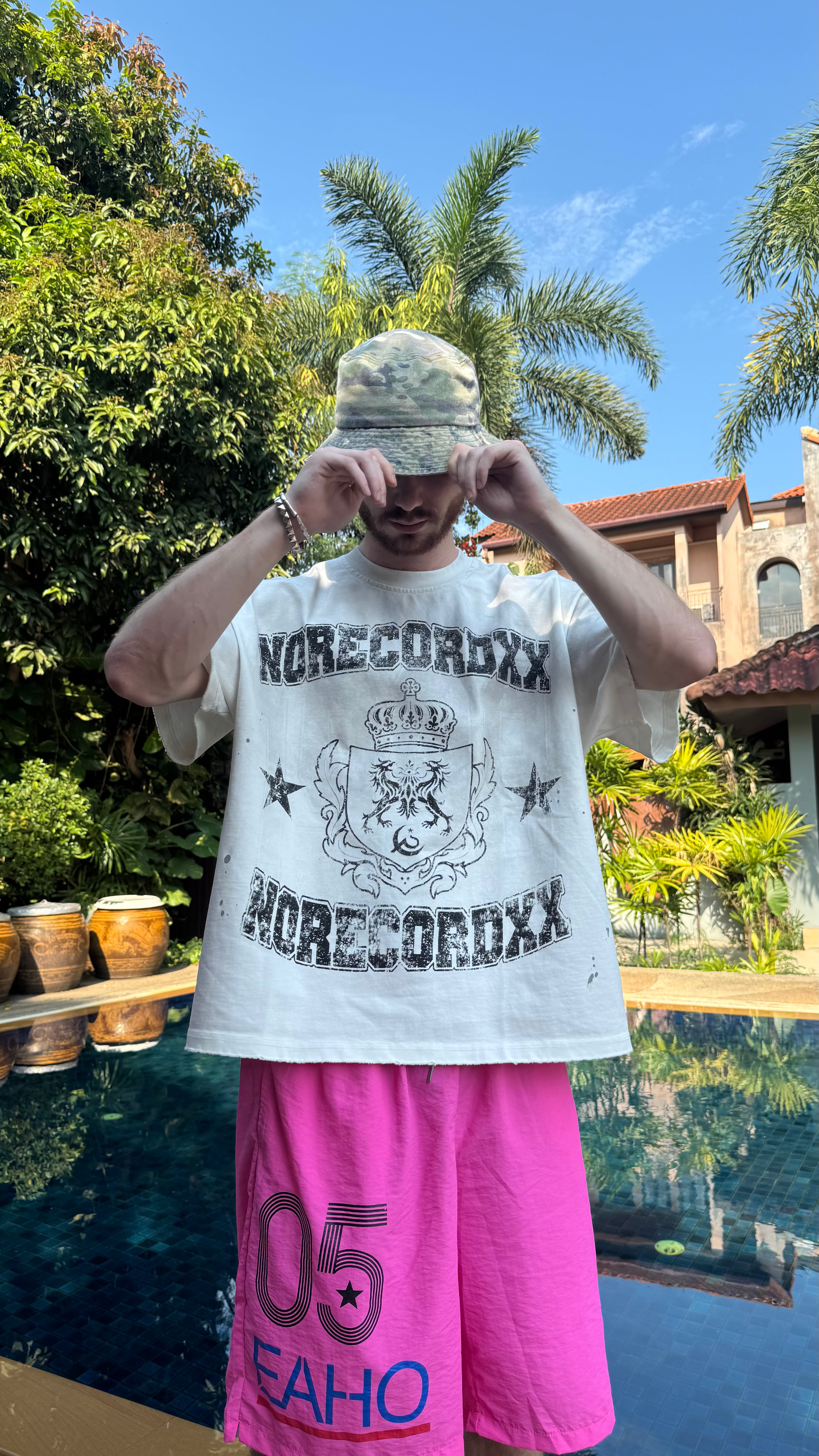 NR 1998 W Tee
